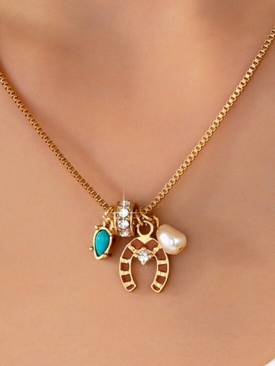 Jewelry - Horseshoe pendant charm necklace faux turquoise bead white pearl drop